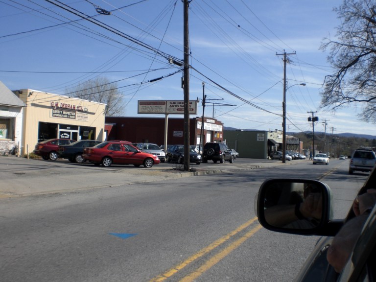 image seminar on the road